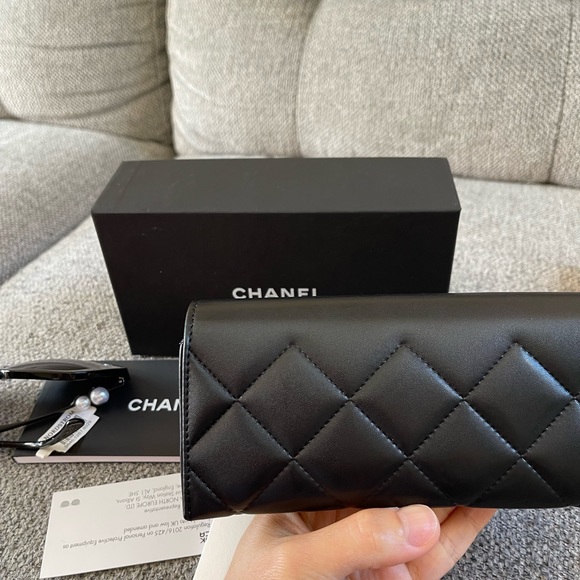 Chanel coco sunglasses 💕 - Picture 6 of 10